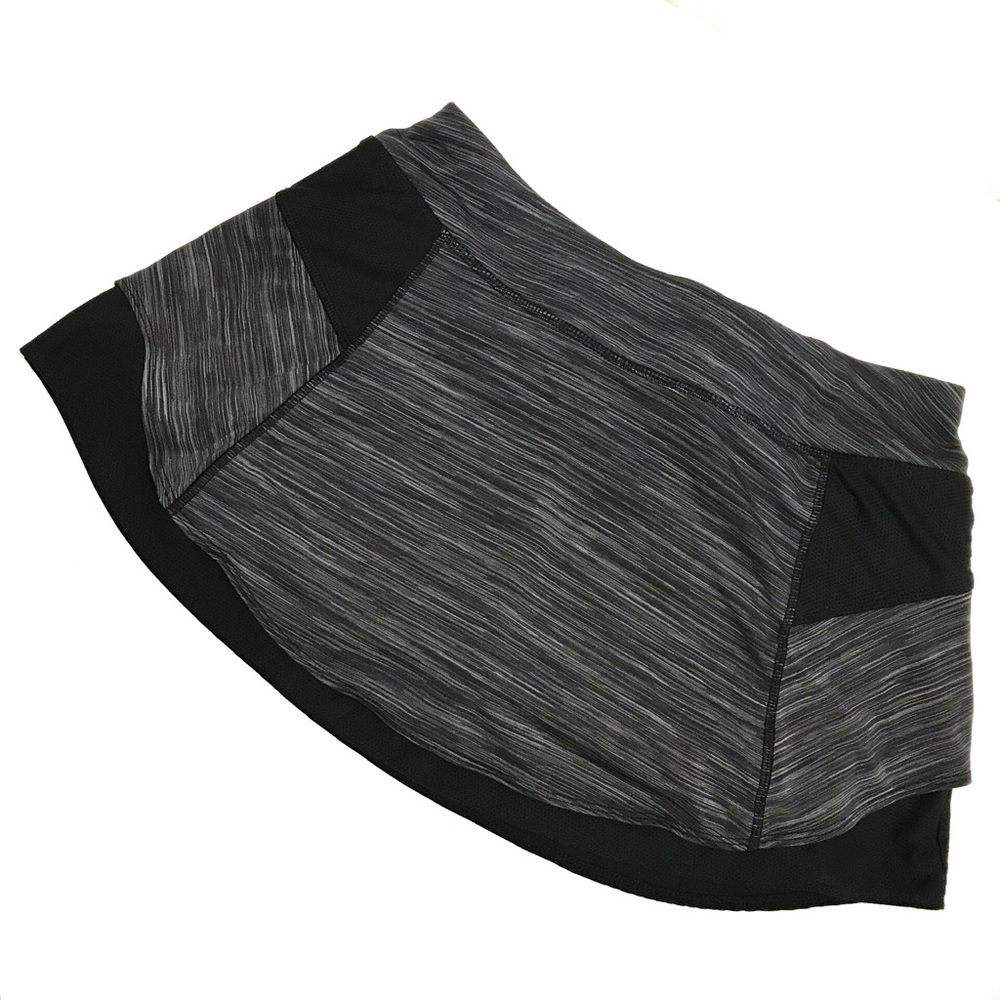 Athleta Bustle Skirt Skort in Spacedye Gray Size Small